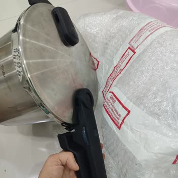 Fissler Düdüklü Tencere Kapağı Kırık Ve Buhar Kaçırıyor, Çözüm Sunulmuyor