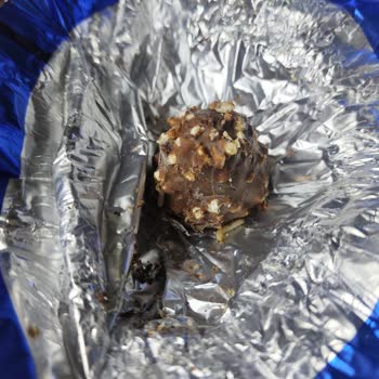 Godiva Çikolatada Kurt Çıkması Ve Yetersiz Çözüm Talebi