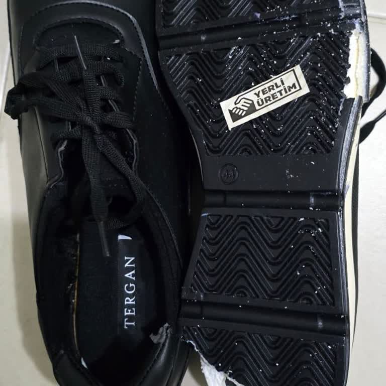 İlk Kullanımda Parçalanan Ayakkabı Ve Müşteri Hizmetlerinden Yanıtsız Kalma