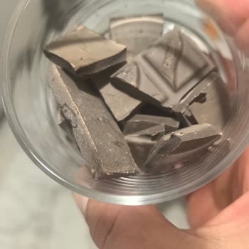 Aldığım Tadelle Çikolata Bozuk Çıktı, Mağduriyetimin Giderilmesini İstiyorum