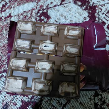 Son Kullanma Tarihi Geçmemiş Çikolatada Renk Değişimi Ve Bozulma