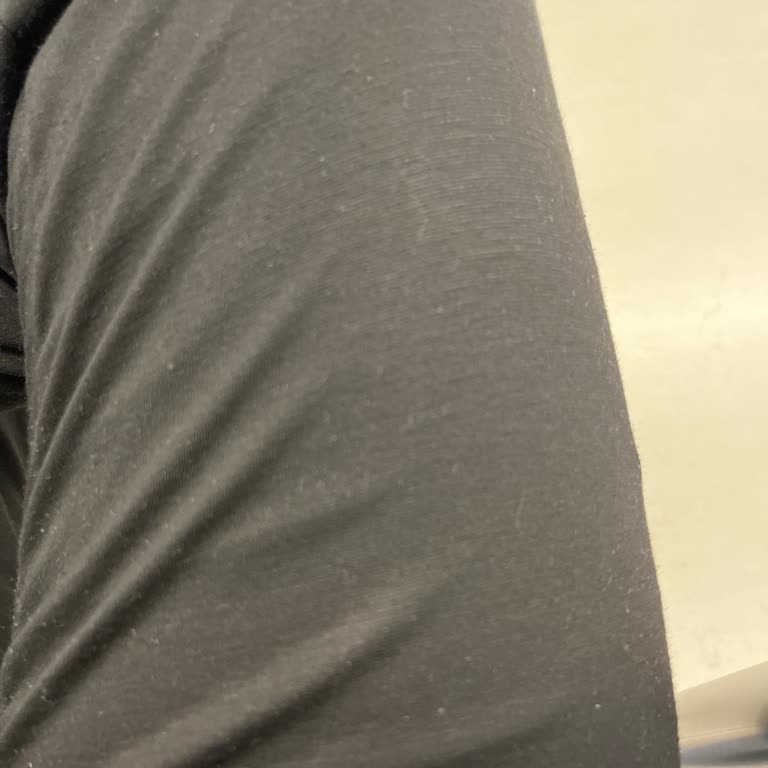 Yüksek Fiyatlı Takım Elbisede Kısa Sürede Yıpranma Ve Renk Solması Hayal Kırıklığı Yarattı