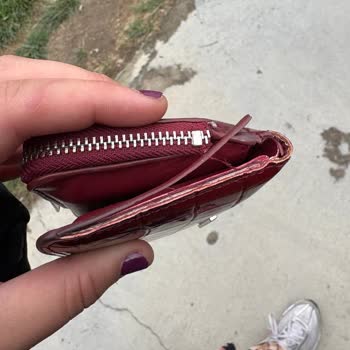 Mağaza Müdürünün Saygısız Tutumu Ve Deforme Olan Cüzdan