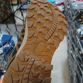 Dockers Zapatos de invierno, suela resbaladiza, solicito cambio