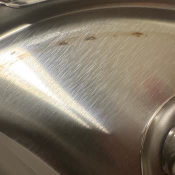 Fissler Düdüklü Tencerede Oluşan Lekeler