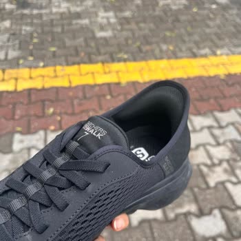 Satın Aldığım Skechers Ayakkabı Ayağımda Yaraya Sebep Oldu, Çözüm Sunulmadı