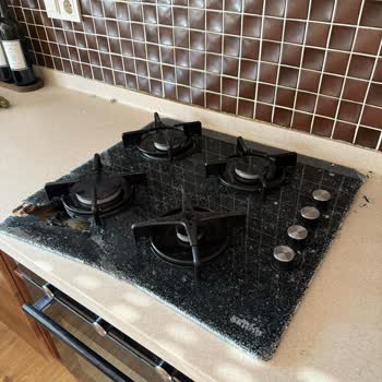 Simfer Cam Ocak Aniden Patladı Müşteri Hizmetlerine Ulaşamıyorum