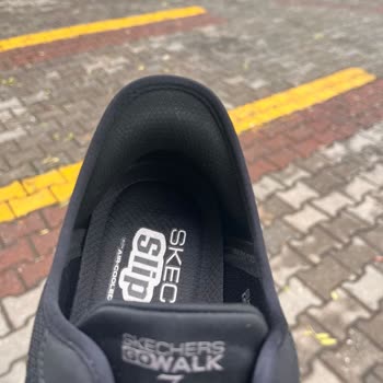 Skechers Go Walk 7 Heel Pain - Rigid Support Defect, Exchange Request