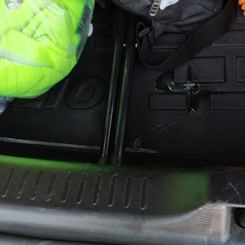 Kırık Ürünlere Çözüm Yerine Yeni Sipariş Önerisiyle Mağdur Edildim