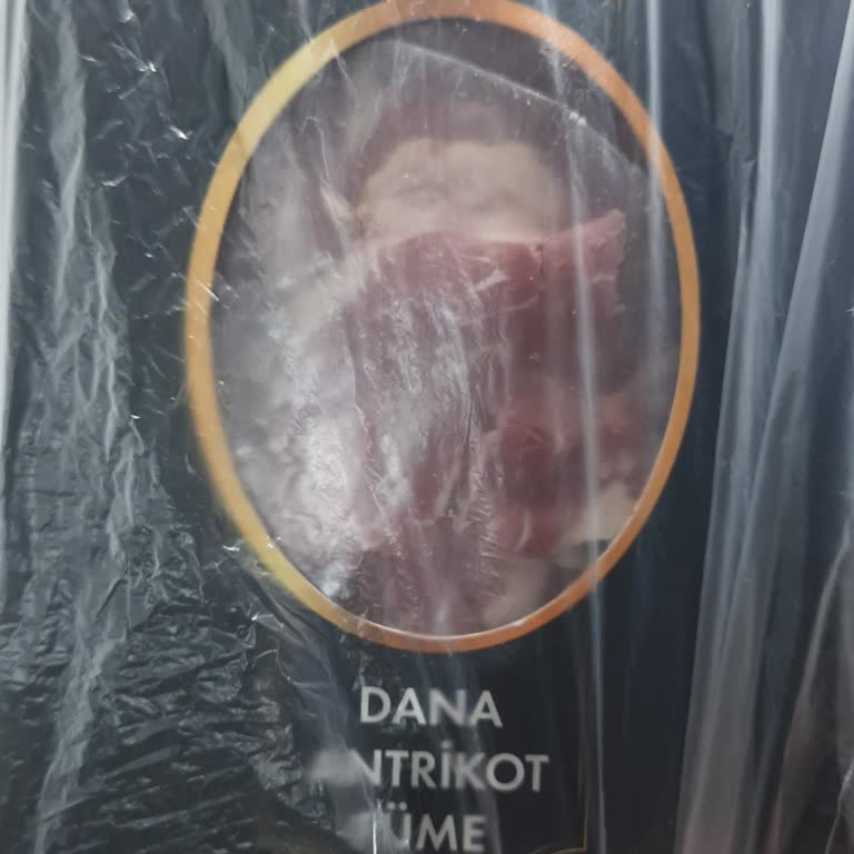 Ağır Kokulu Dana Antrikot Füme Ve İlgisiz Müşteri Hizmeti