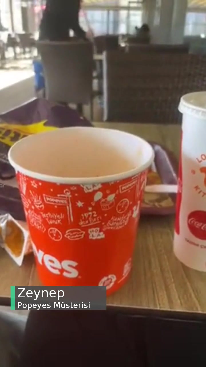 Popeyes Kaba Çalışan Tarafından Uğradığımız Saygısızlık! videonun kapak resmi