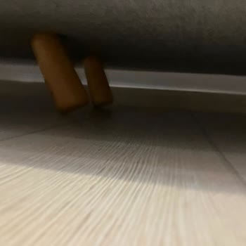 Selis Furniture Yeni Alınan Koltuklarda Kısa Sürede Çökme Ve Ayak Kırılması Sorunu