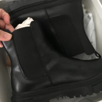 Aldığım Bot Ayağımı Yaraladı Ve İnceleme Süreci Mağdur Etti