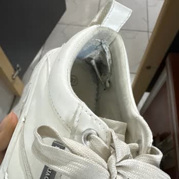 Kısa Sürede Yıpranan Ayakkabı Ve Reddedilen Değişim Talebi Sonrası Hayal Kırıklığı