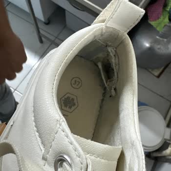 Kısa Sürede Yıpranan Ayakkabı Ve Reddedilen Değişim Talebi Sonrası Hayal Kırıklığı