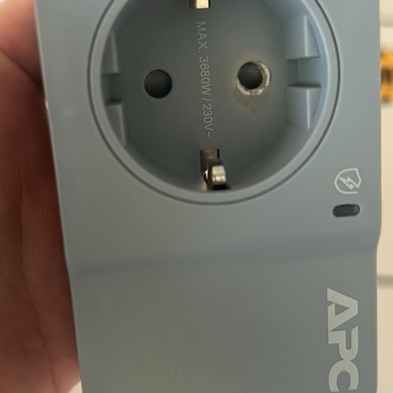 Satın Alınan Adaptörün Yanması Ve Güvenlik Endişesi