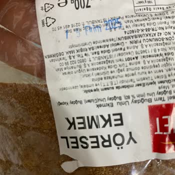 A101’den Aldığım Ekmek Son Kullanma Tarihinde Küflü Çıktı!