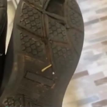 Scooter Ayakkabı Tabanı Parçalandı Üç Defa Ancak Giydim!