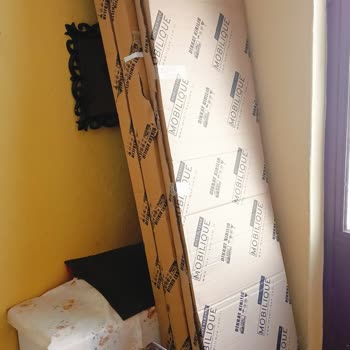 Kırık Gelen Gardırobun İadesinde Evden Alım Sorunu Ve Mağduriyet