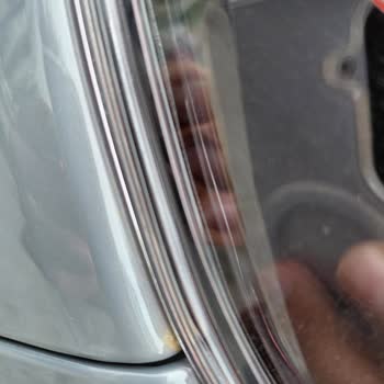 Sıfır Araçta Sarı Lekeler Ve Servisten Yetersiz Destek