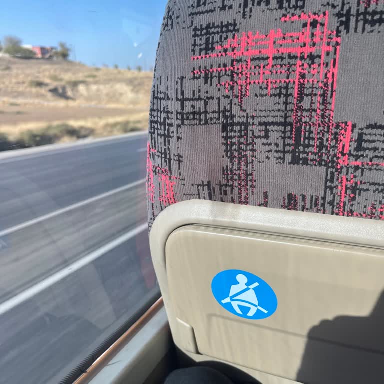 Metro Turizm Otobüslerinde Sürekli Sigara Kokusu Ve Yetersiz Havalandırma Sorunu