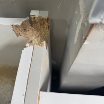 Naturaldecor'un Yanlış Dolap Tasarımı Mağduriyet Yaşattı