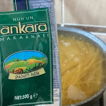 Makarnada Çıkan Yabancı Madde Hijyen Ve Sağlık Konusunda Endişe Yarattı