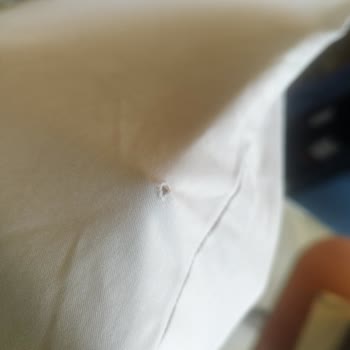 Kığılı Ferrara Mağazasından Alınan Pantolonda İlk Kullanımda Yırtık Ve Delik Sorunu