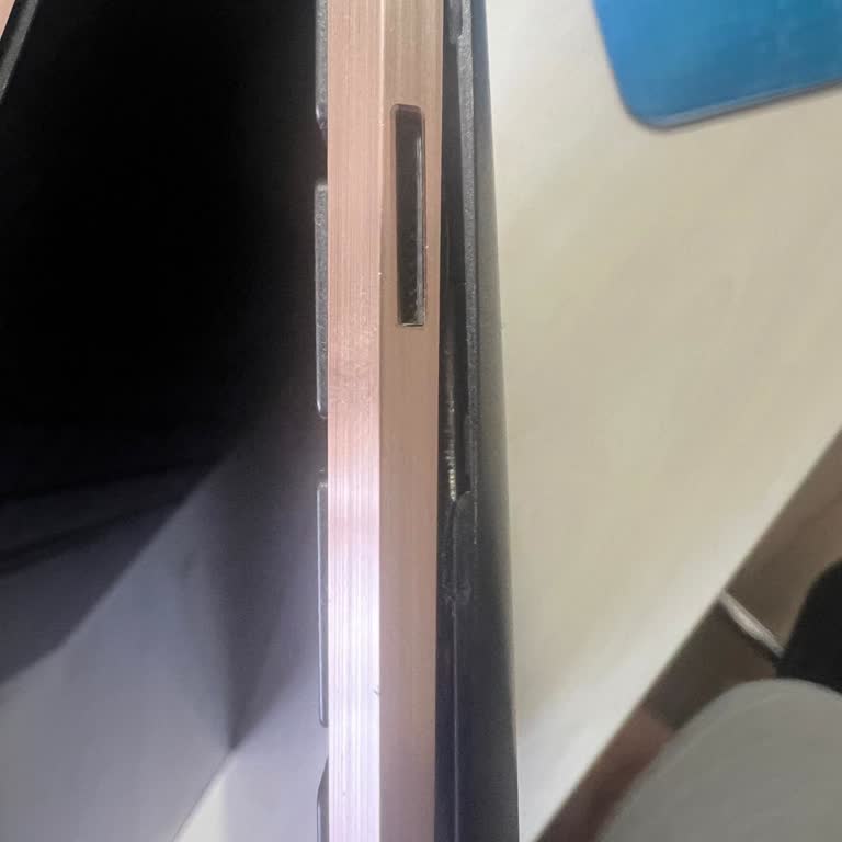 HP Spectre X360 Batarya Şişmesi Ve Yetersiz Servis Bilgilendirmesi