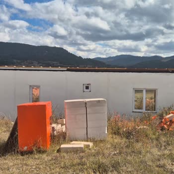 Astarlı İnşaat Kaba İnşaatı Başlatıp Geri Kalan İşleri Tamamlamadı!