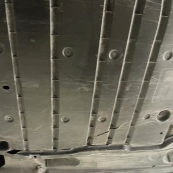 İSKİ'nin Açtığı Çukur Nedeniyle Aracım Zarar Gördü, Mağduriyetim Giderilmiyor