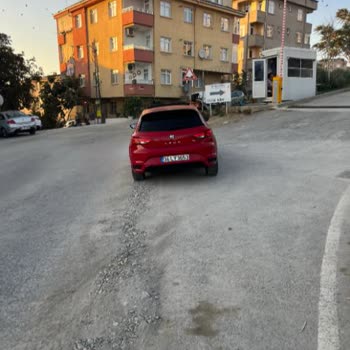 İSKİ'nin Açtığı Çukur Nedeniyle Aracım Zarar Gördü, Mağduriyetim Giderilmiyor