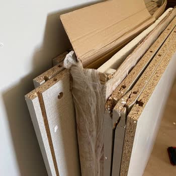 Kusurlu Dolap Teslimatı, Gecikme Ve İlgisizlik Mağduriyet Yarattı