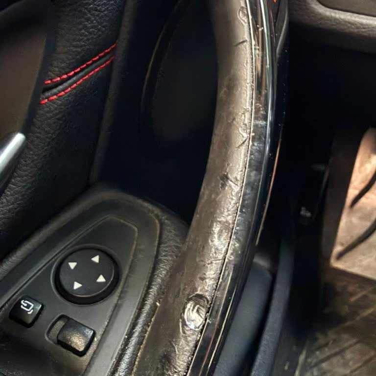 BMW 3.20 F30 Kapı Kolu Ve Cam Fitillerinde Kronik Deformasyon Sorunu