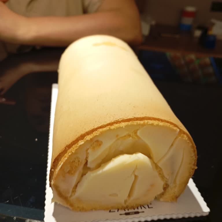 Bayat Pasta Satışı Ve İlgisiz Mağaza Personeli