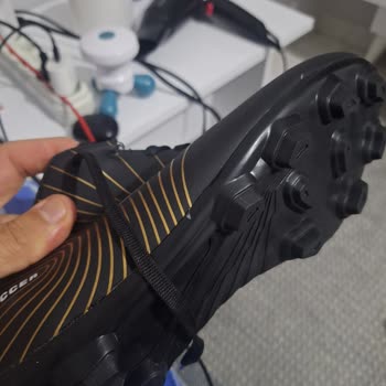 Yeni Alınan Kramponun Yırtılması Ve Mağazanın Çözüm Sunmaması Mağduriyet Yarattı