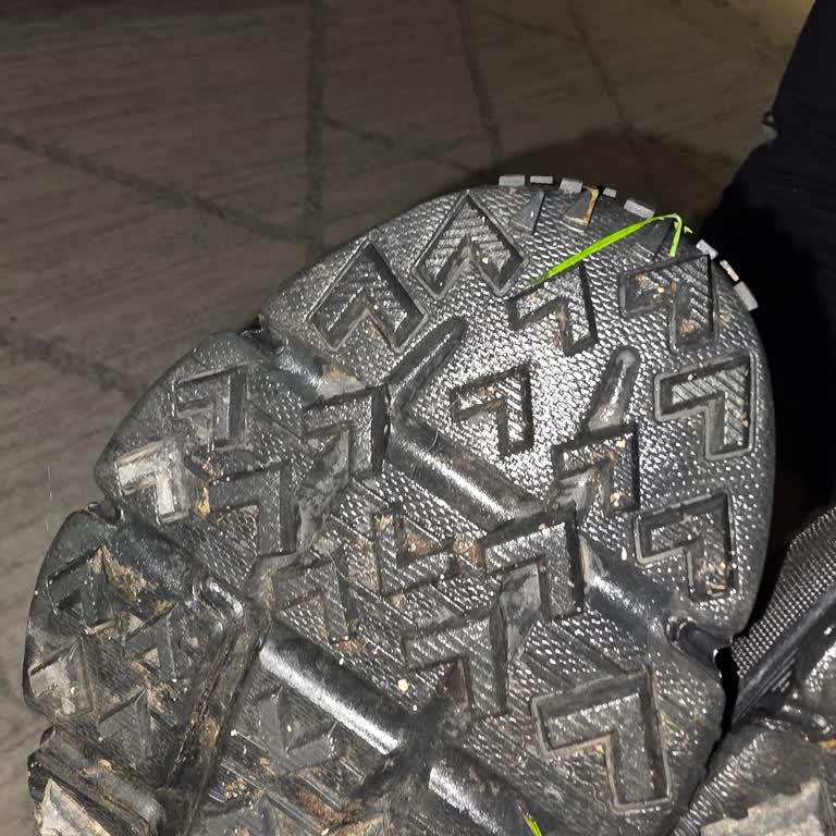 Kaygan Ayakkabı Hayal Kırıklığı: Ne Yürünebiliyor Ne De Değiştirilebiliyor!