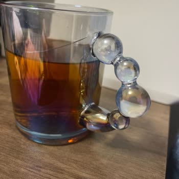 İlk Kullanımda Çatlayan Cam Kupa Hayal Kırıklığı