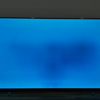 Philips OLED TV Ekranında 4 Yıl Sonunda Oluşan Renk Solması Hayal Kırıklığı