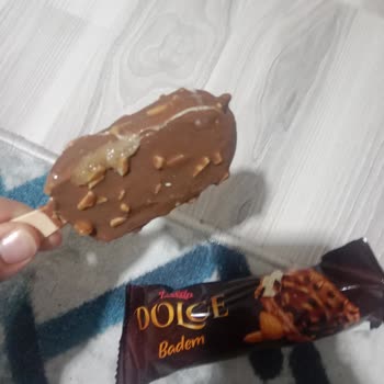 A101'den Alınan Dondurmada Yabancı Madde Ve Kötü Koku Şokunu Yaşadım