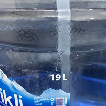 Delik Damacana Nedeniyle Mutfak Su Bastı