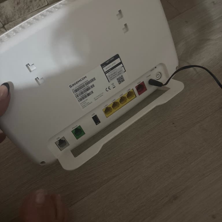 Arızalı Modem Satışı Ve İletişimsizlik Nedeniyle Mağduriyet