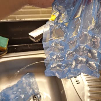 Aldığım Buz Torbalarının Çoğu Delik Çıktı, Kalite Kontrol Yetersiz