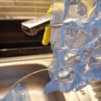 Aldığım Buz Torbalarının Çoğu Delik Çıktı, Kalite Kontrol Yetersiz