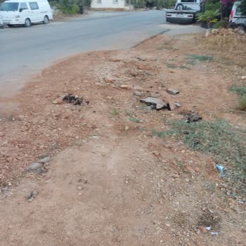 Kanalizasyon Onarımı Sonrası Bahçemde Kalan Hafriyat Ve Atıkların Temizlenmemesi