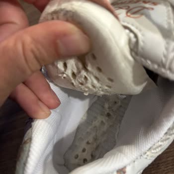 Ayakkabı Temizliği Hizmetinde Teslimat Ve İade Sorunu