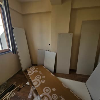 Koçtaş'tan Aldığım Gardırop Eksik Parçalarla Teslim Edildi, Sorunum Çözülmüyor