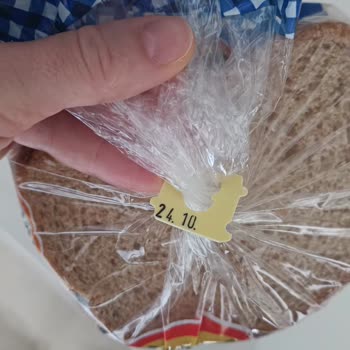 UNO Ekmeğinde Saç Şoku Ve Cevapsız Kalan Şikayetim