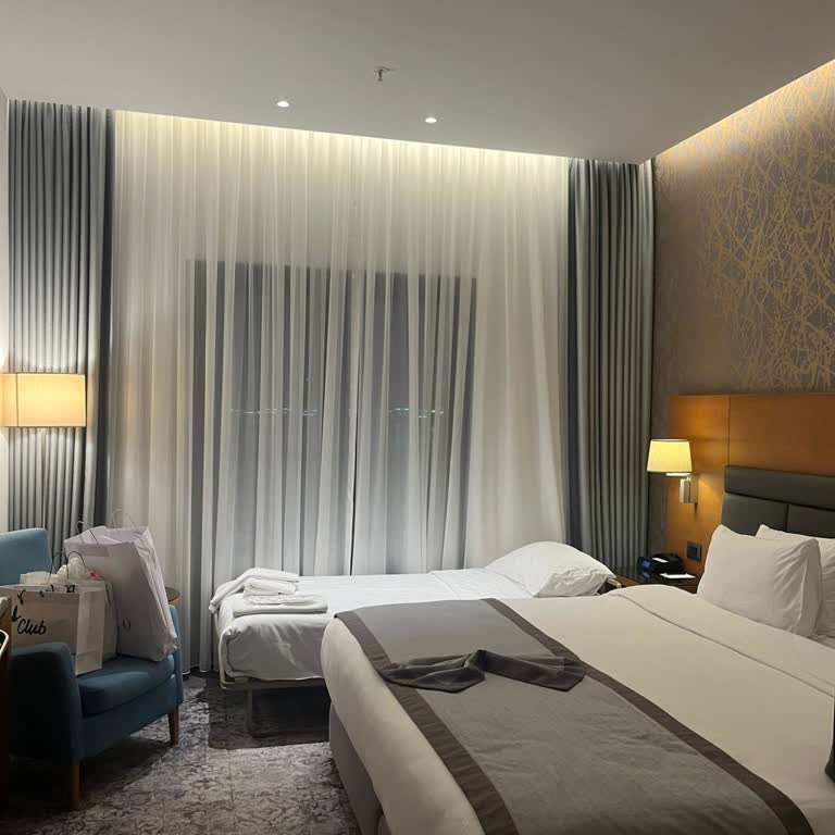 Üç Kişilik Rezervasyonda Yanlış Bilgilendirme Ve Çözüm Eksikliği Mağduriyeti