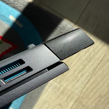 Lenovo Yetkili Servis Sonrası Bilgisayarımda Oluşan Kasa Kırığına Çözüm Bulamıyorum